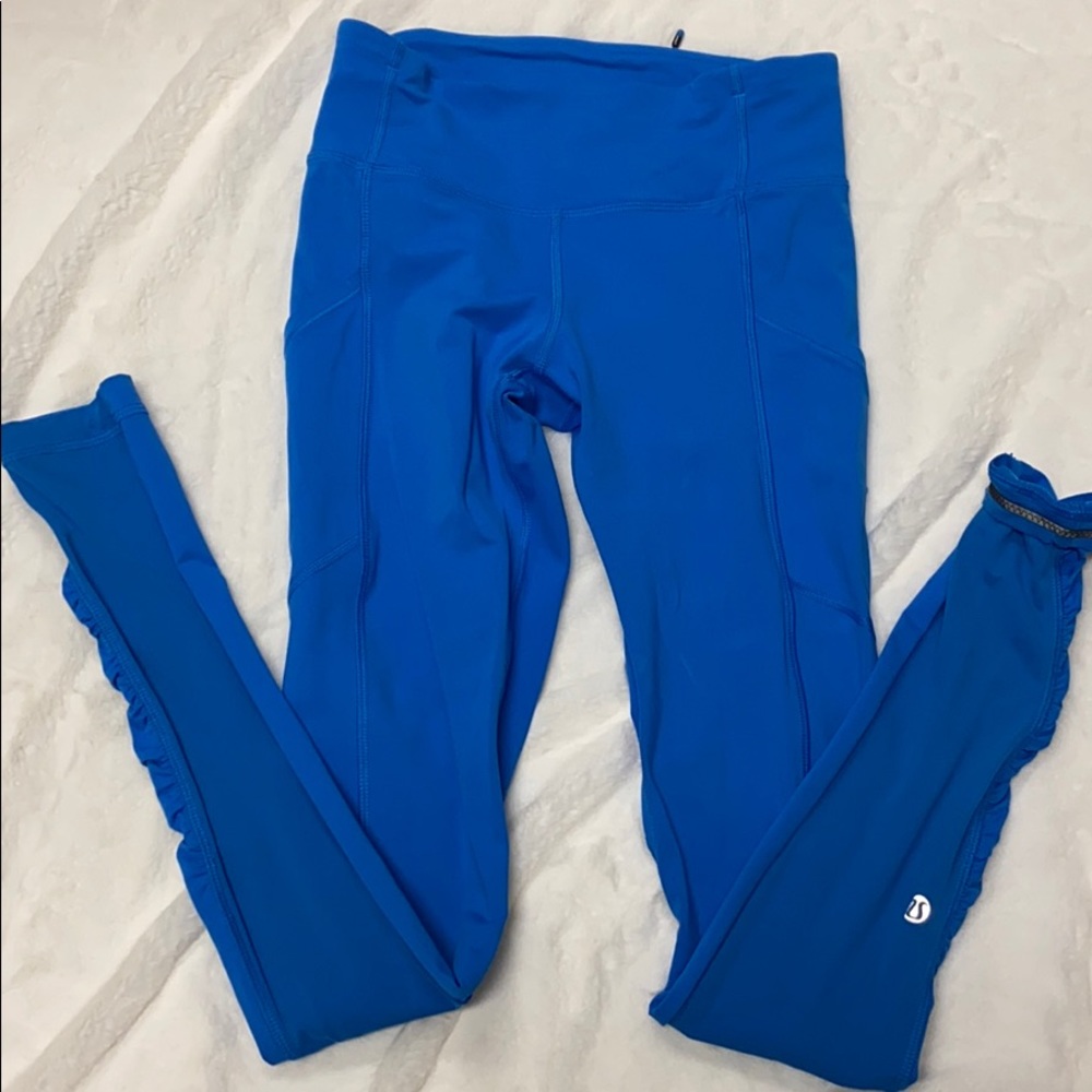 Lululemon Running Pants with Side Mesh Size 4